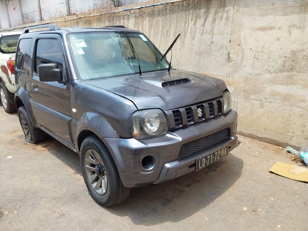 Suzuki Jimny | LD-71-72-HA​